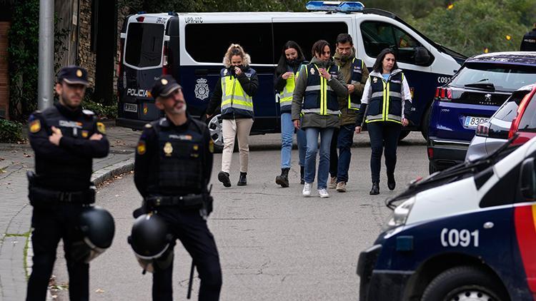 Son dakika: İspanyada alarm Bir şüpheli paket daha bulundu