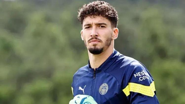 Fenerbahçede Altay Bayındır tedavi sonrası kampa katılacak Inter iddiası...