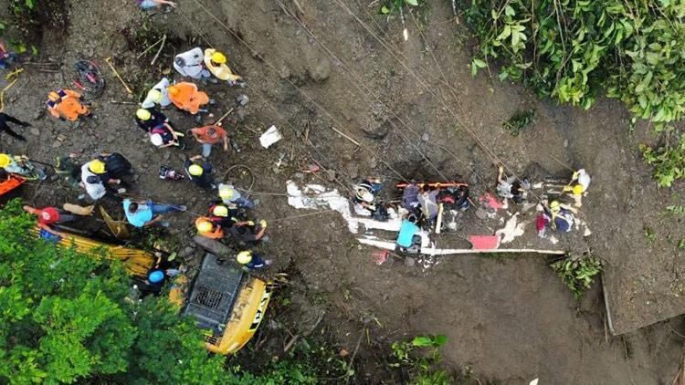 Kolombiyada toprak kayması: 3 ölü