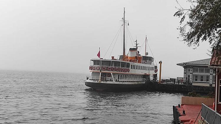 İstanbul’da vapur seferlerine lodos engeli