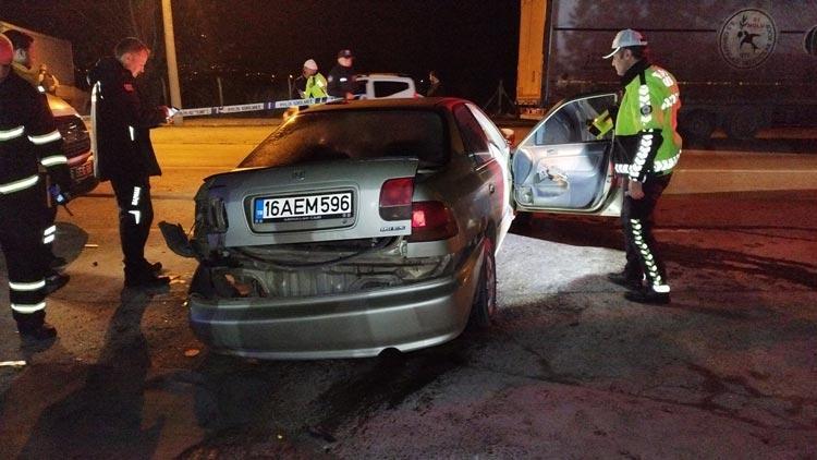 Bursada feci kaza Duvara çarpan otomobildeki 2 kişi hayatını kaybetti