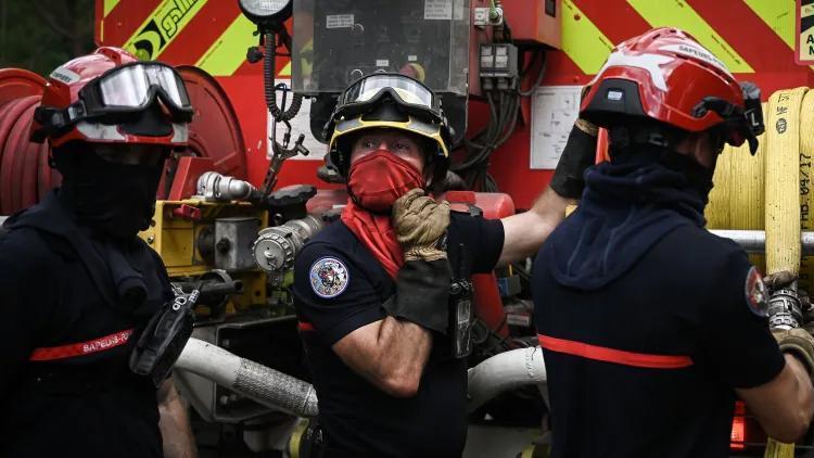 Fransada yangın faciası: 10 ölü