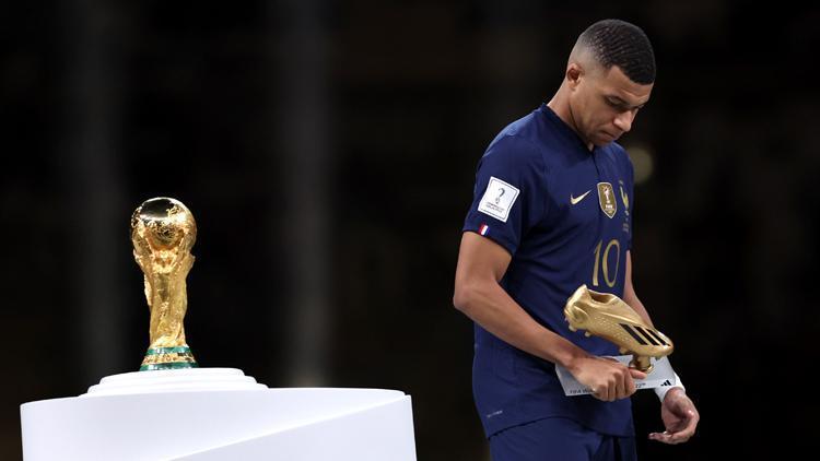 Dünya Kupasında altın ayakkabı ödülü Kylian Mbappenin