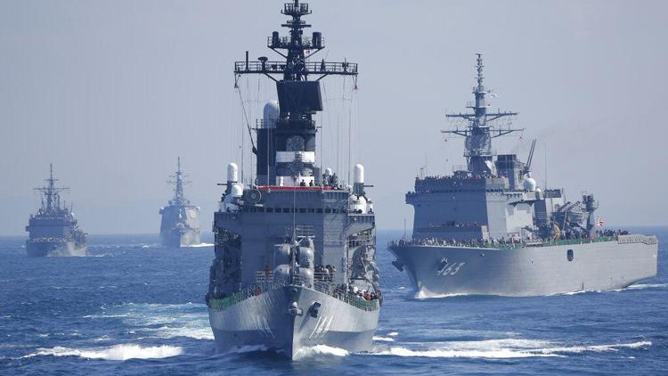 Bölgede sular ısınıyor: Japonyadan yeni savunma stratejisi kararı