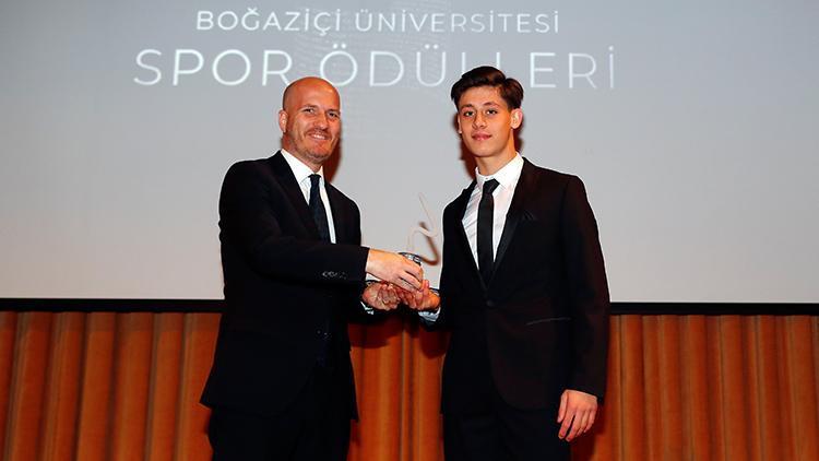 Boğaziçi Üniversitesi Spor Ödülleri sahiplerini buldu Arda Gülere büyük onur