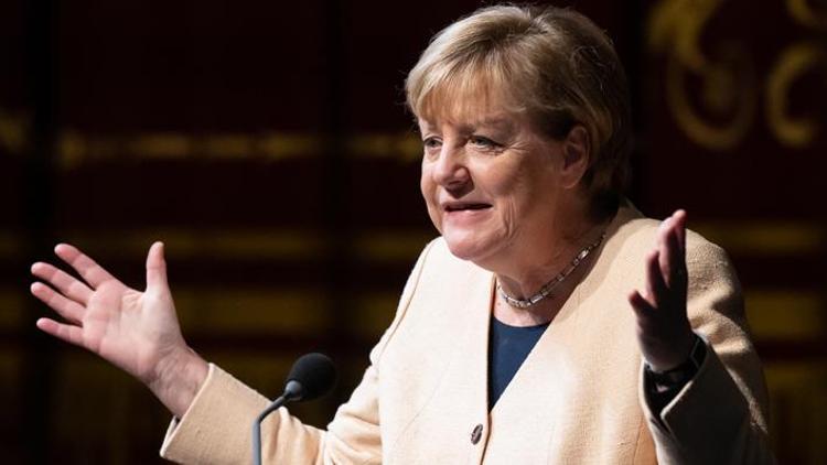 Merkel, Wagner operası üzerine podcast kaydetti