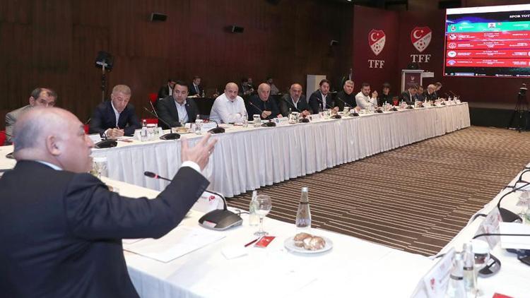 Trabzonspor - Fenerbahçe maçının hakemi Halil Umut Meler oldu Kulüp başkanlarının huzurunda dijital atamayla belirlendi