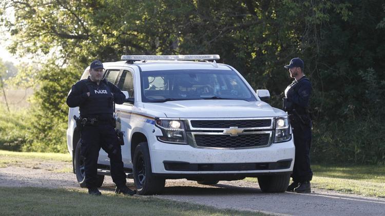 Kanadada sekiz genç kız 59 yaşındaki evsiz bir adamı öldürdü
