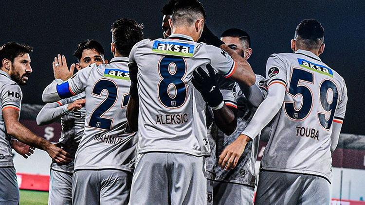 Ümraniyespor 1-3 Başakşehir (Maçın özeti)