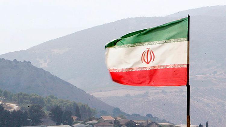 İranda bir göstericiye verilen idam kararı bozuldu...