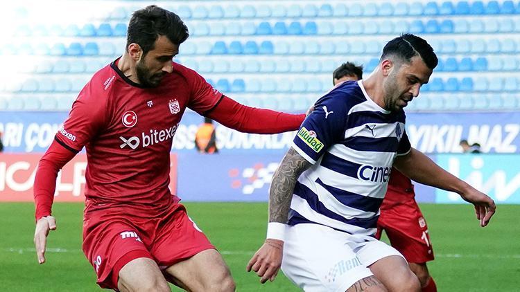 Selçuk İnanın Kasımpaşası, Sivasspora 2 golle kaybetti