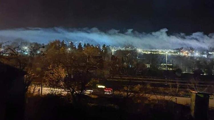 Amonyak taşıyan tren raydan çıktı: 50 kişi zehirlendi, 1 ölü