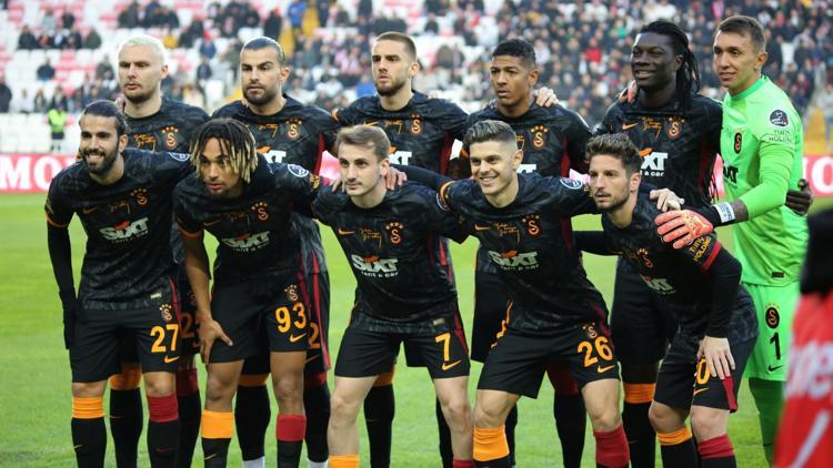 Galatasarayda Boey ve Oliveira şoku