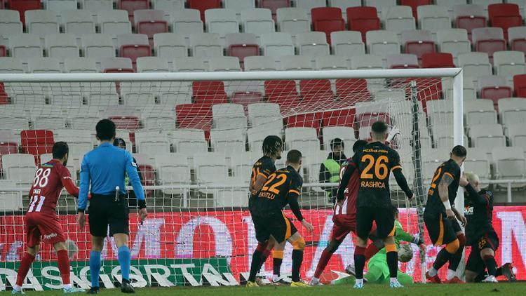 Sivasspor - Galatasaray maçında olmayan bir sebeple gol iptalini gördük | Jorge Jesus formülü buldu | Beşiktaş taraftarı daha iyi futbol bekliyor
