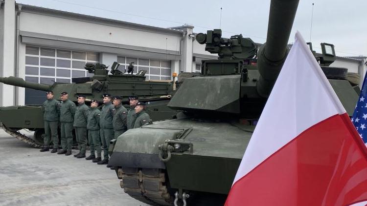 Polonya, ABDden 116 adet kullanılmış Abrams tankı satın alıyor