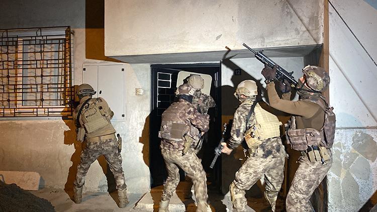 Mersinde PKK/KCKya gece operasyonu: 8 gözaltı kararı