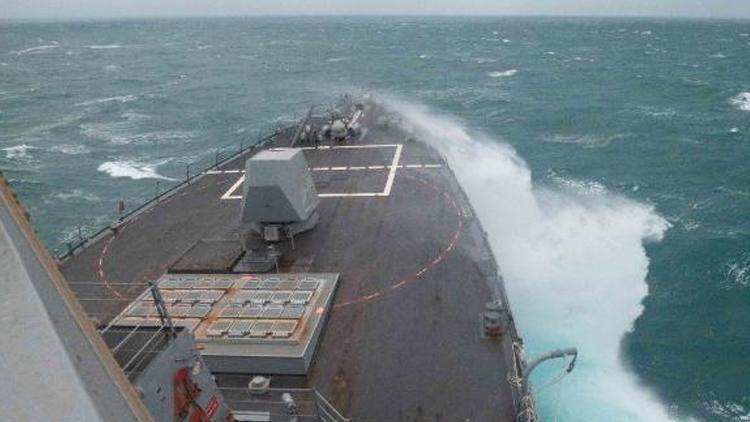 ABD Savaş Gemisi, Tayvan Boğazı’ndan geçti