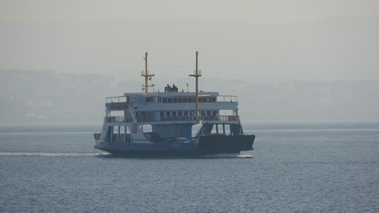 Bozcaada ve Gökçeadaya yarınki feribot seferleri iptal edildi