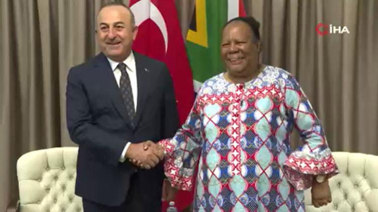 Bakan Çavuşoğlu, Güney Afrikalı mevkidaşı Pandor ile görüştü