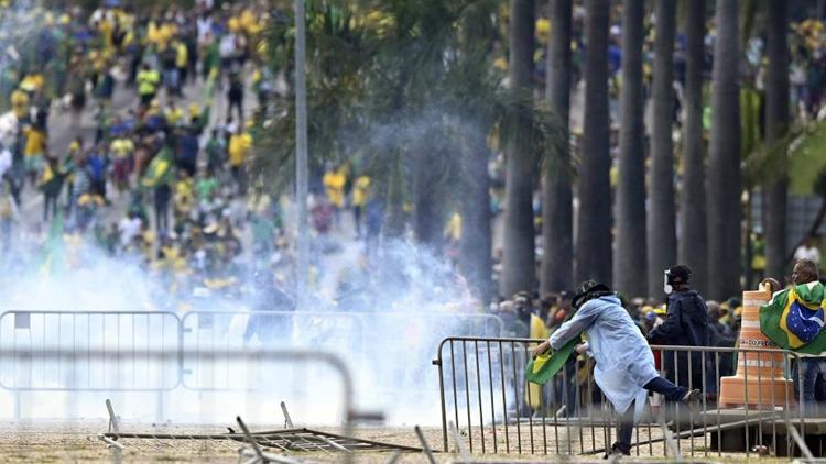 Bolsonaro’ya “Kongre baskını” soruşturması