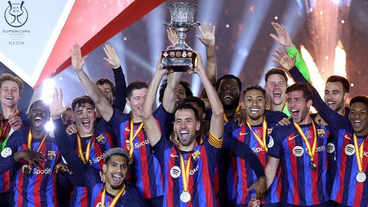 Barcelona, İspanya Süper Kupasının sahibi oldu