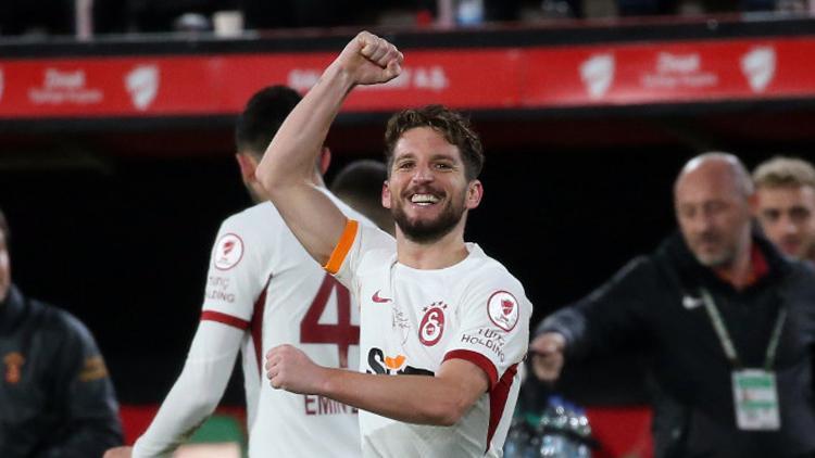 Alanyaspor - Galatasaray maçında Dries Mertens resitali