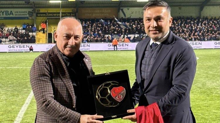 TFF Başkanı Büyükekşi ve beraberindeki heyet, Westerlo - Genk maçını izledi