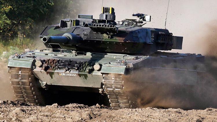 Polonya, Ukraynaya tank teslimi için Almanyaya resmi başvuruyu yaptı