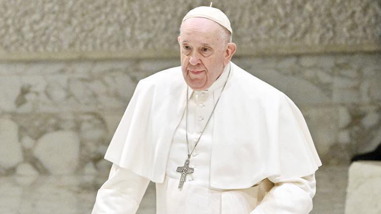 Papa: ‘Eşcinsellik suç değil’
