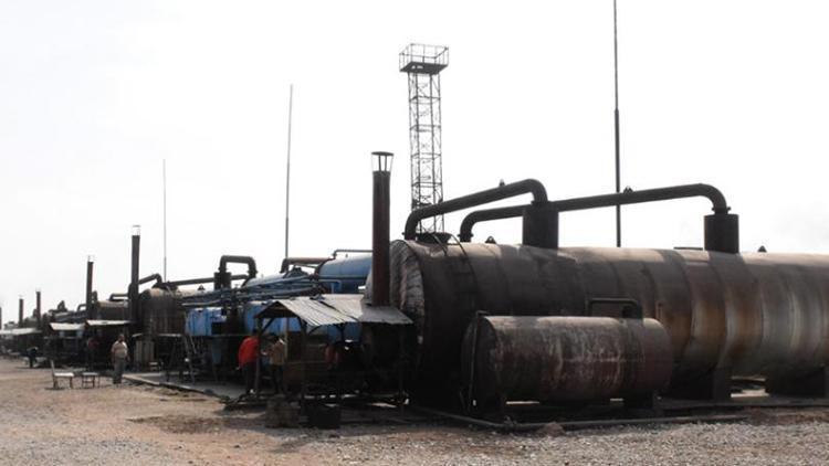 Terör örgütü PKK/YPG, Suriyenin petrolünü pazarlıyor
