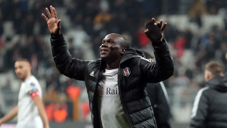 Aboubakar 677 gün sonra geri döndü, taraftara 3lü çektirdi