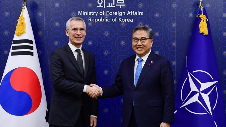 Stoltenberg, Asya turunun ilk durağı Güney Korede