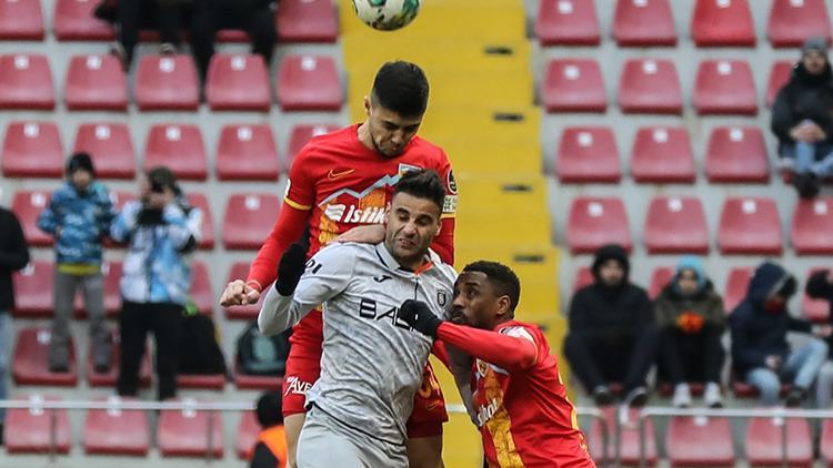 Kayserispor 1-0 Başakşehir (Maçın özeti)