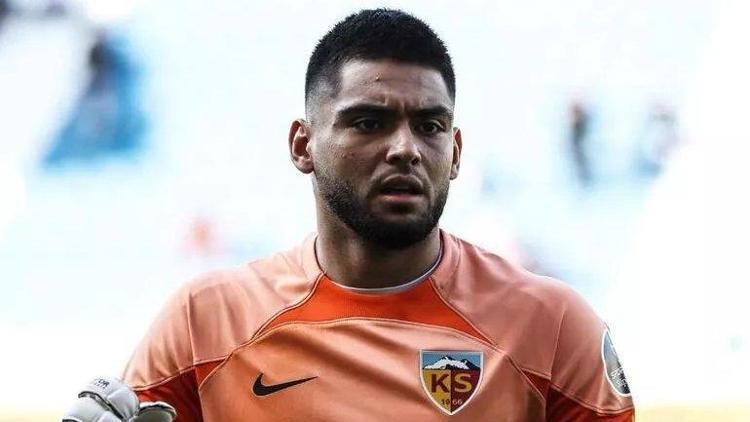 Kayserispor kaleci Bilal Bayazit ile sözleşme uzattı