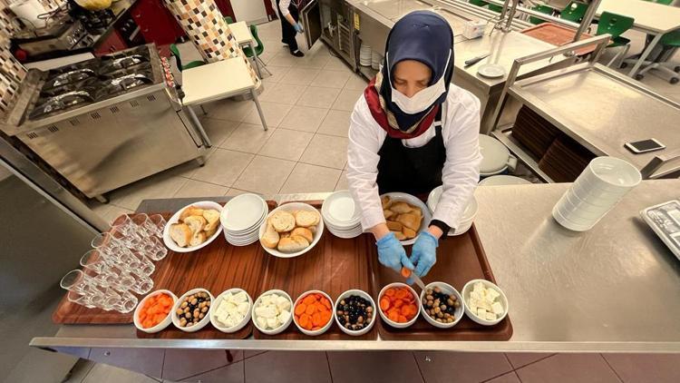 Ücretsiz yemek hazırlıkları tamamlandı