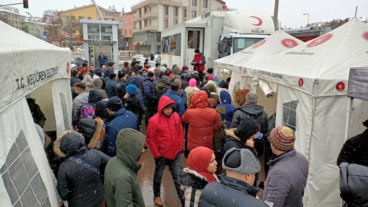 Ankaralılar bağışa koştu
