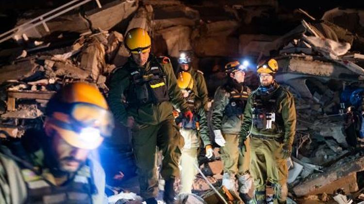 Polonyalı arama-kurtarma ekibi enkaz altından 14 kişiyi kurtardı