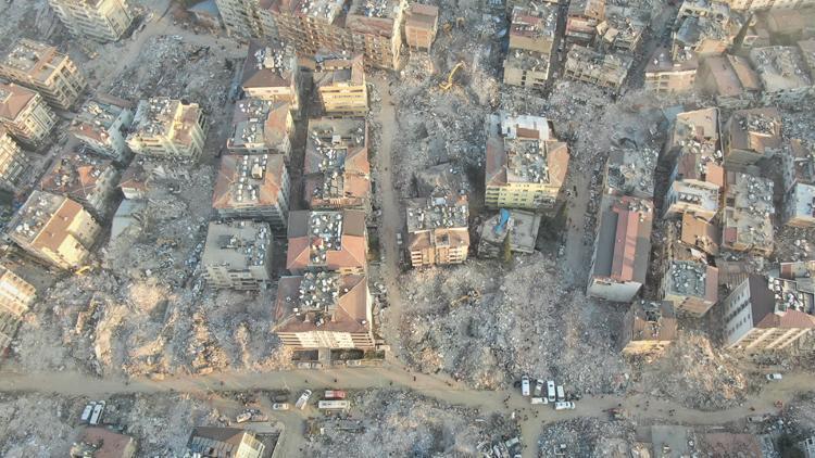 Deprem faciasını gözler önüne seren kareler Hatay havadan böyle görüntülendi