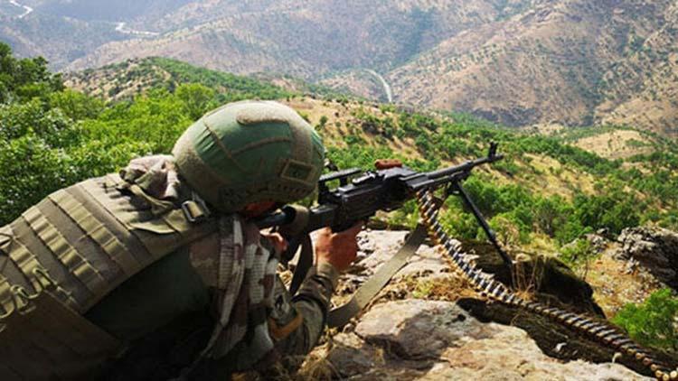 MSB: 2 PKKlı terörist Haburda Hudut Karakolumuza teslim oldu