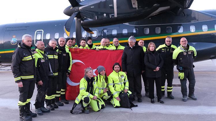 Türkiye’den dönen İtalyan itfaiye şefi: Bu kadar büyük yıkım görmemiştim