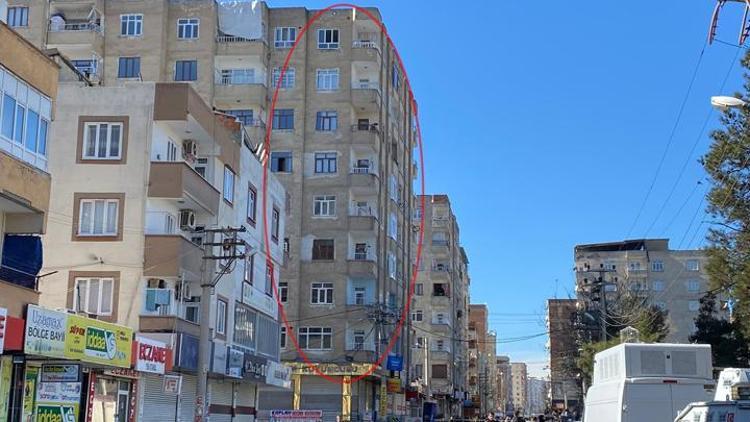 Diyarbakırda 9 katlı binada çökme tehlikesi: Cadde kapatıldı