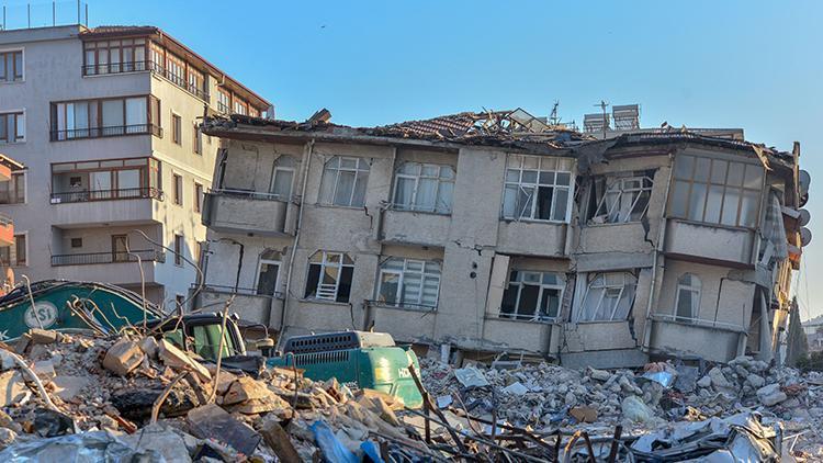 İş Bankası Grubu’ndan deprem bölgesine 10 milyar TL’lik destek