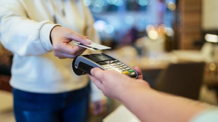 Kredi kartları temassız işleme kapatıldı mı BBDK kredi kartı ödemeleri konusunda yeni önlem aldı