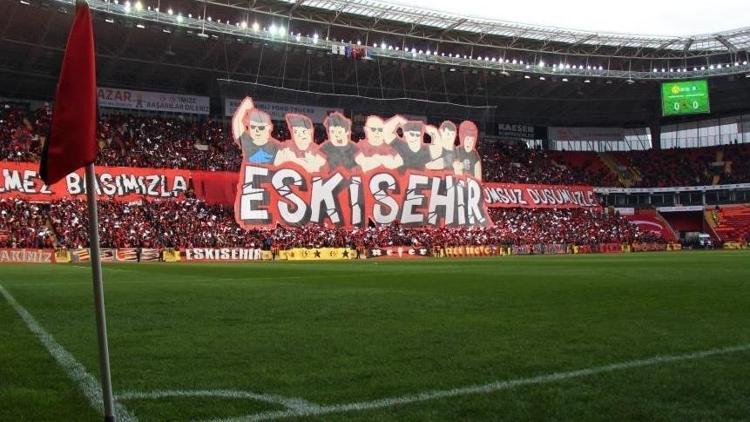 Eskişehirspor transfer sezonunu 17 transferle kapattı