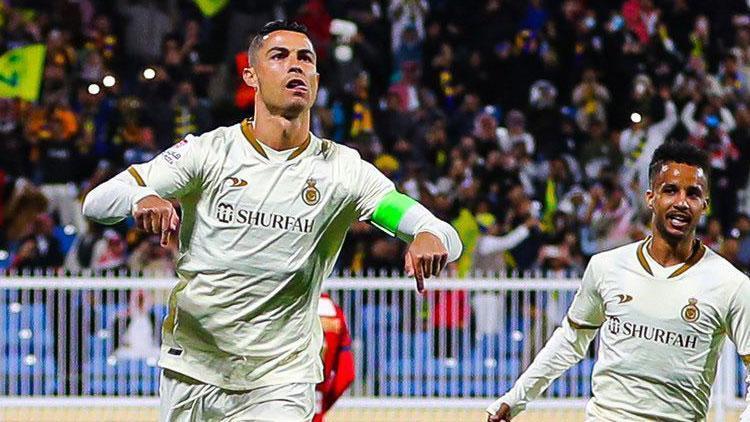 Suudi Arabistanda Ronaldo fırtınası Damac - Al Nassr maçında hat-trick yaptı