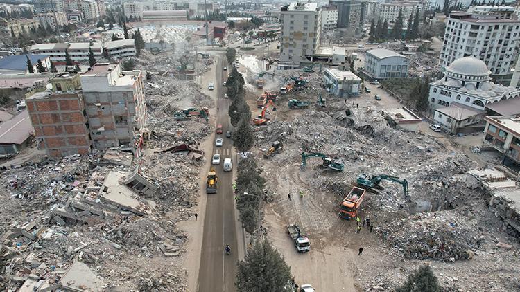 Kahramanmaraş’taki enkaz 1,5 ayda kaldırılacak