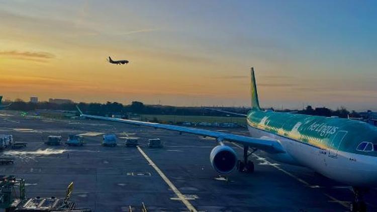 Dublin Havalimanı drone uçuşları sebebiyle yine kapatıldı