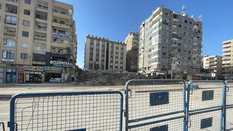 Şanlıurfada çöken binada arama- kurtarma çalışmaları sona erdi, canlıya rastlanmadı