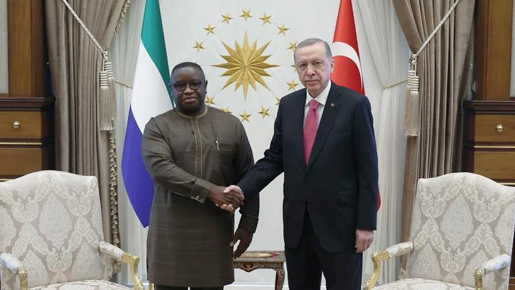 Cumhurbaşkanı Erdoğan, Sierra Leone Cumhurbaşkanı ile bir araya geldi