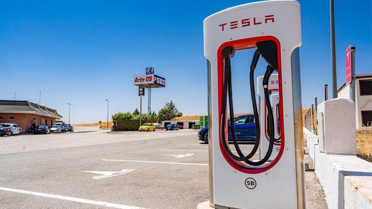 EPDKdan 119 lisans Aralarında Tesla da var